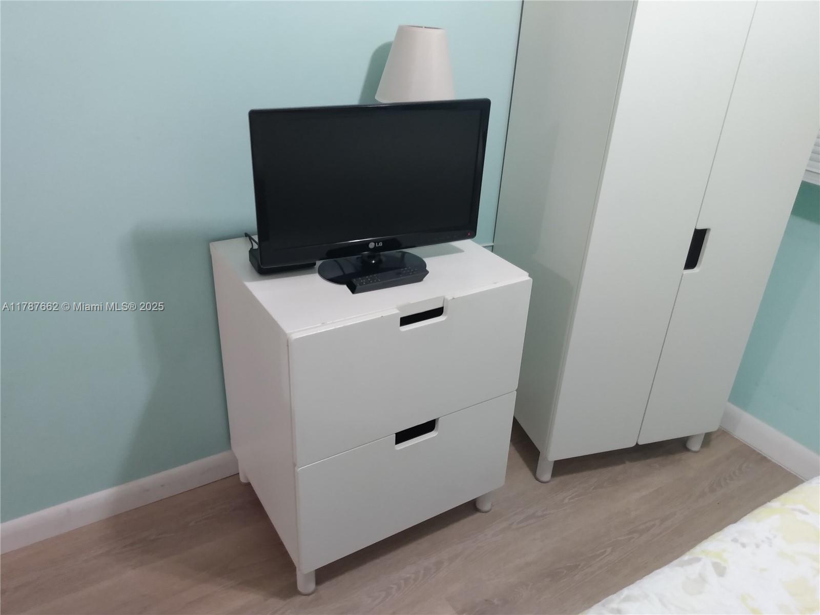 LONG KEY PROJ PROP LINE S - Residential