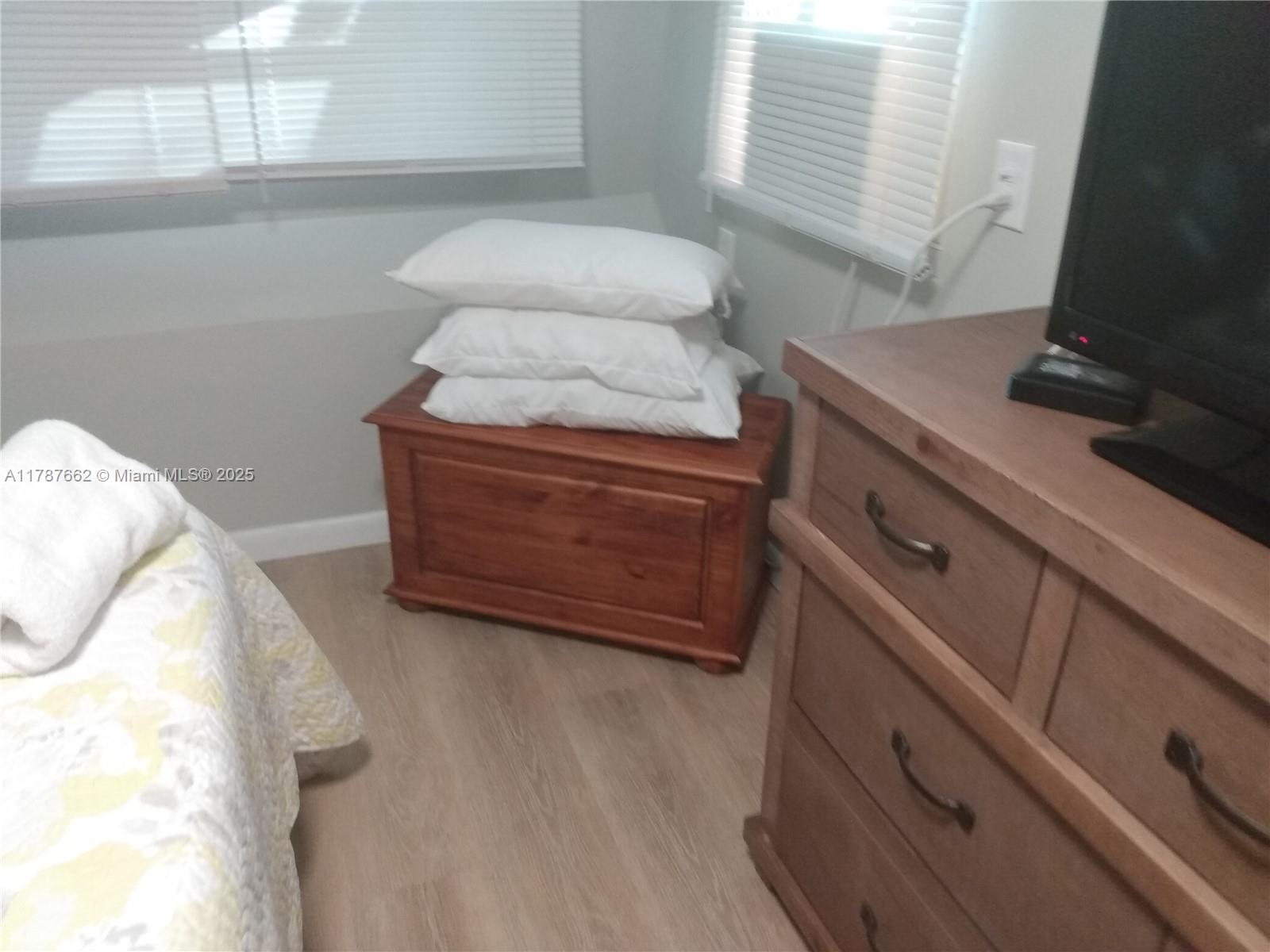 LONG KEY PROJ PROP LINE S - Residential