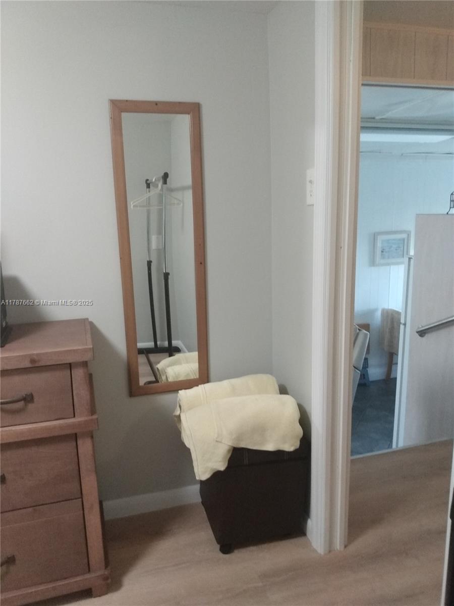 LONG KEY PROJ PROP LINE S - Residential