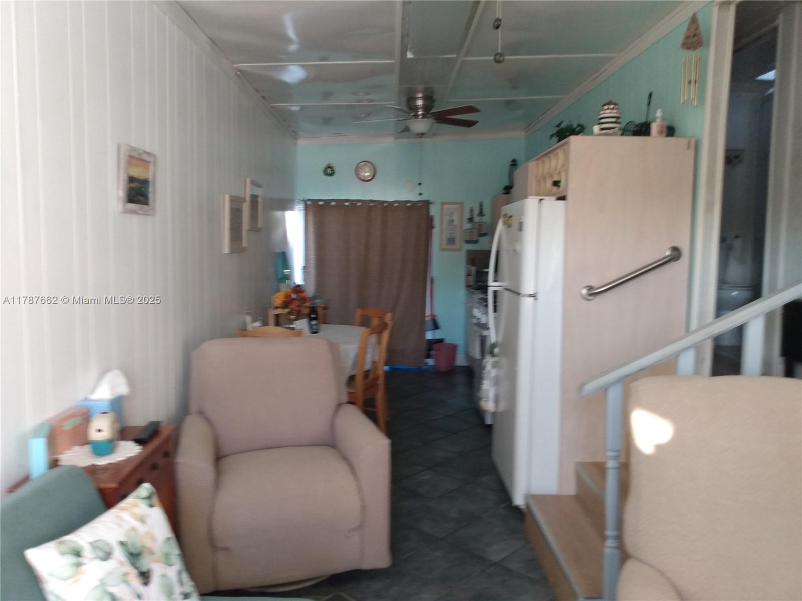 LONG KEY PROJ PROP LINE S - Residential