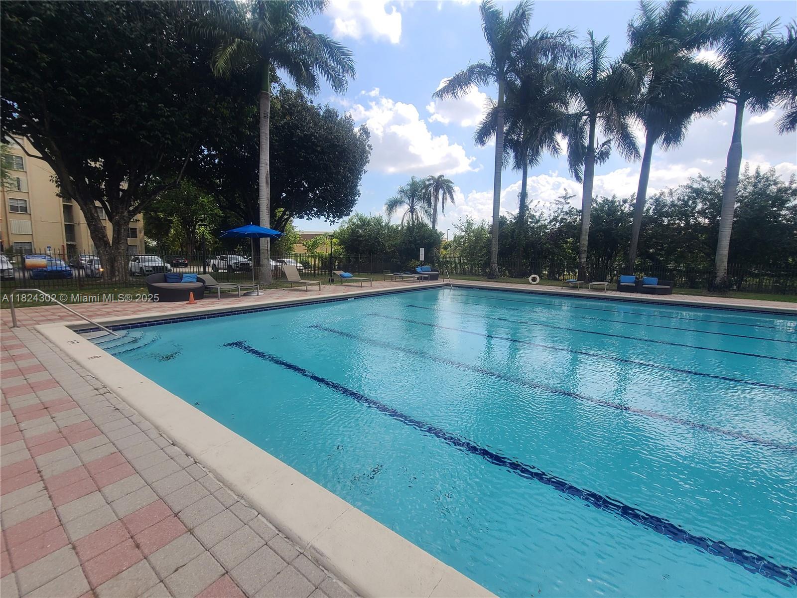 KEYSTONE COURTS CONDO - Residential Lease