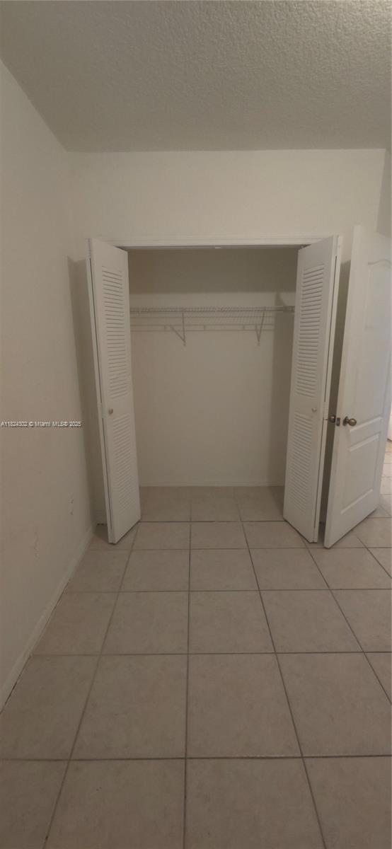 KEYSTONE COURTS CONDO - Residential Lease