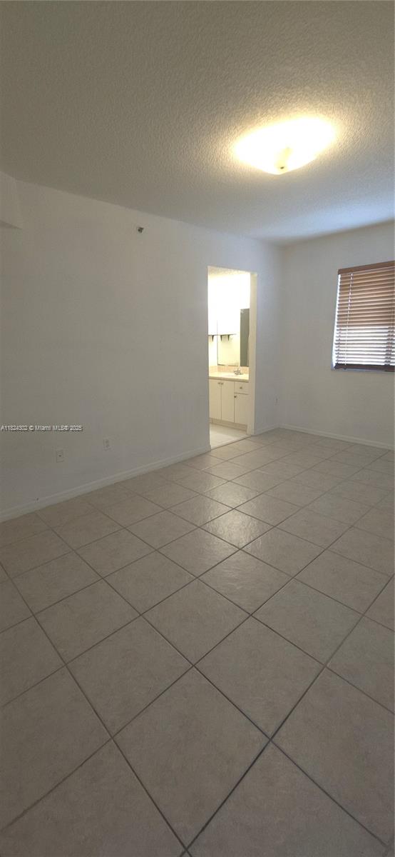 KEYSTONE COURTS CONDO - Residential Lease