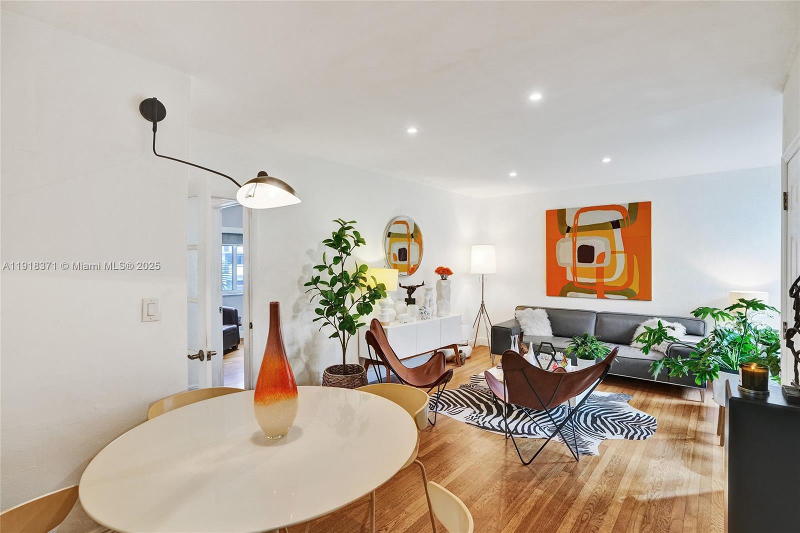 10076 E Bay Harbor Dr 76D