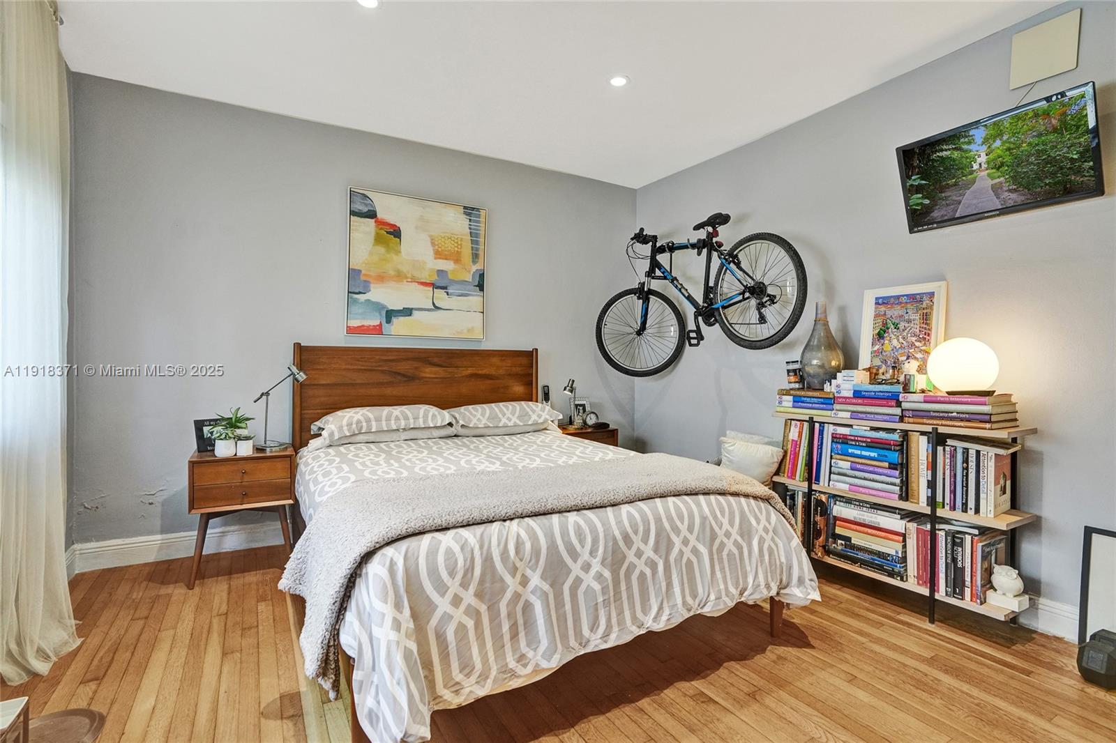 ANTHONY GARDENS CONDO - Residential