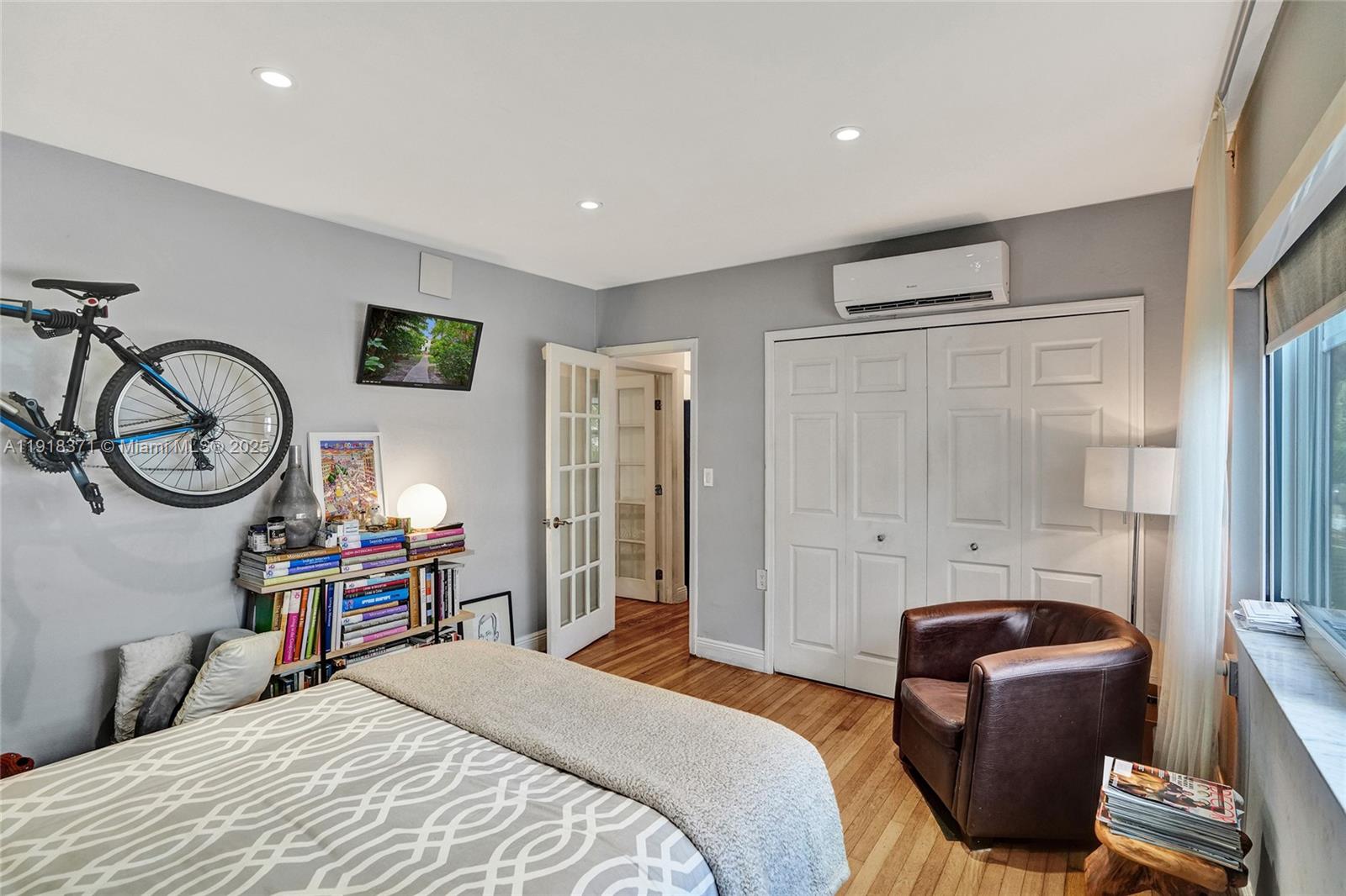 ANTHONY GARDENS CONDO - Residential