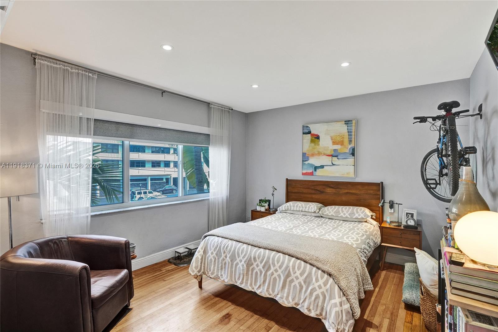 ANTHONY GARDENS CONDO - Residential