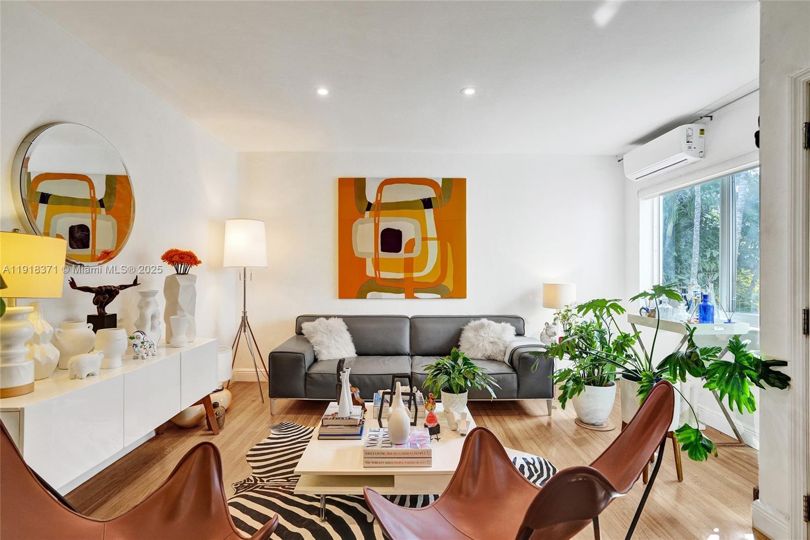 10076 E Bay Harbor Dr 76D