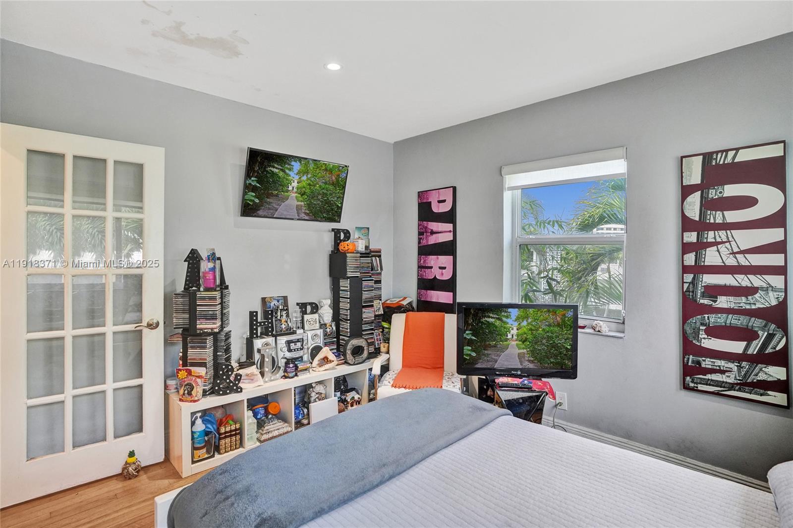 ANTHONY GARDENS CONDO - Residential