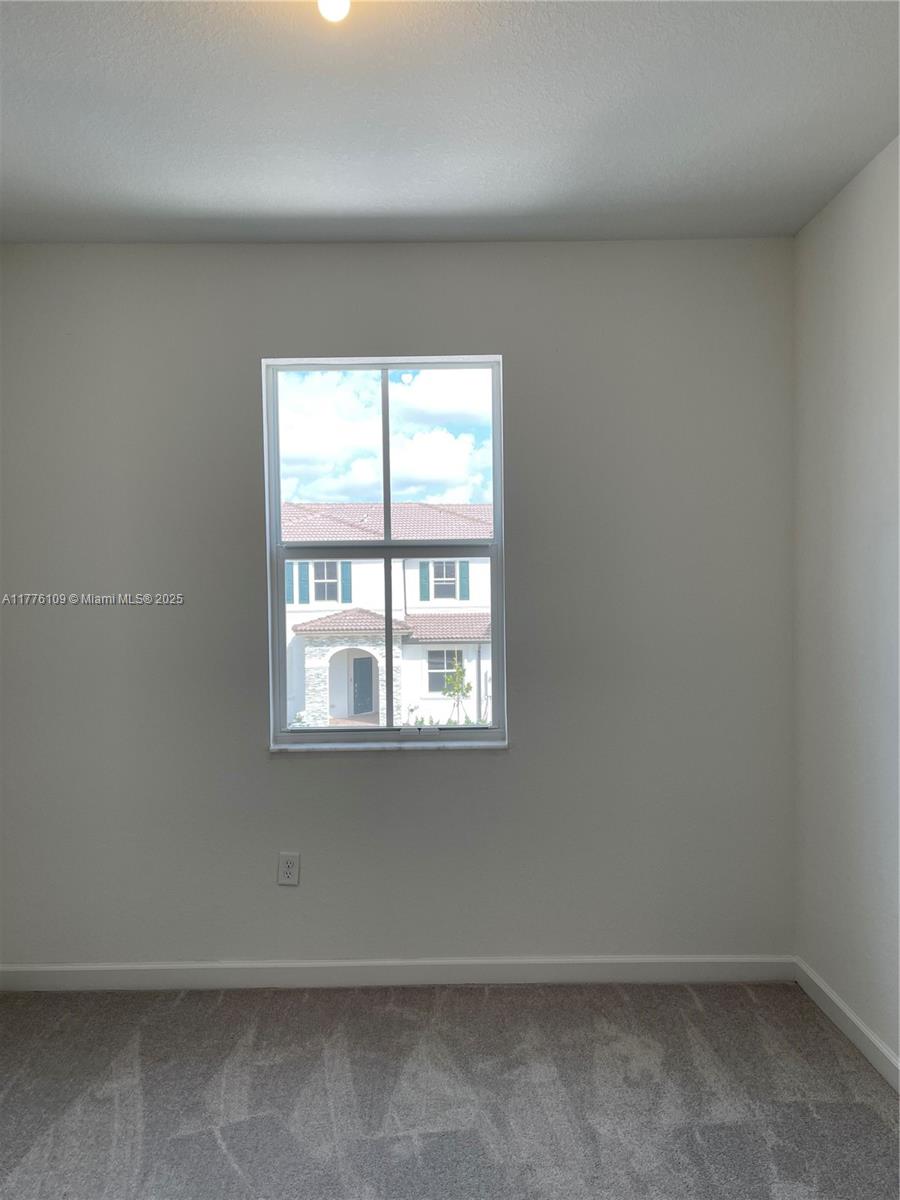 WESTVIEW GARDENS APARTMEN - Residential