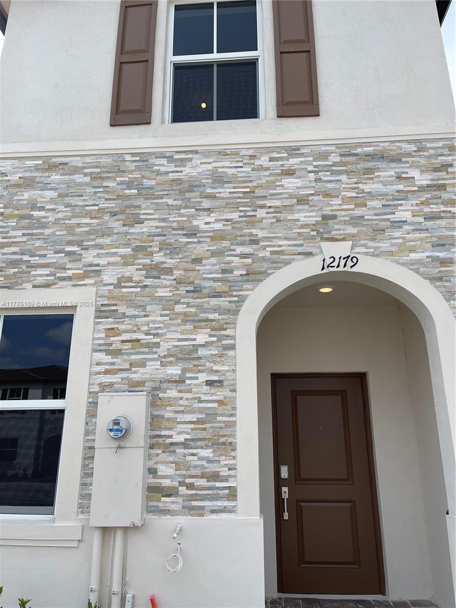 WESTVIEW GARDENS APARTMEN - Residential