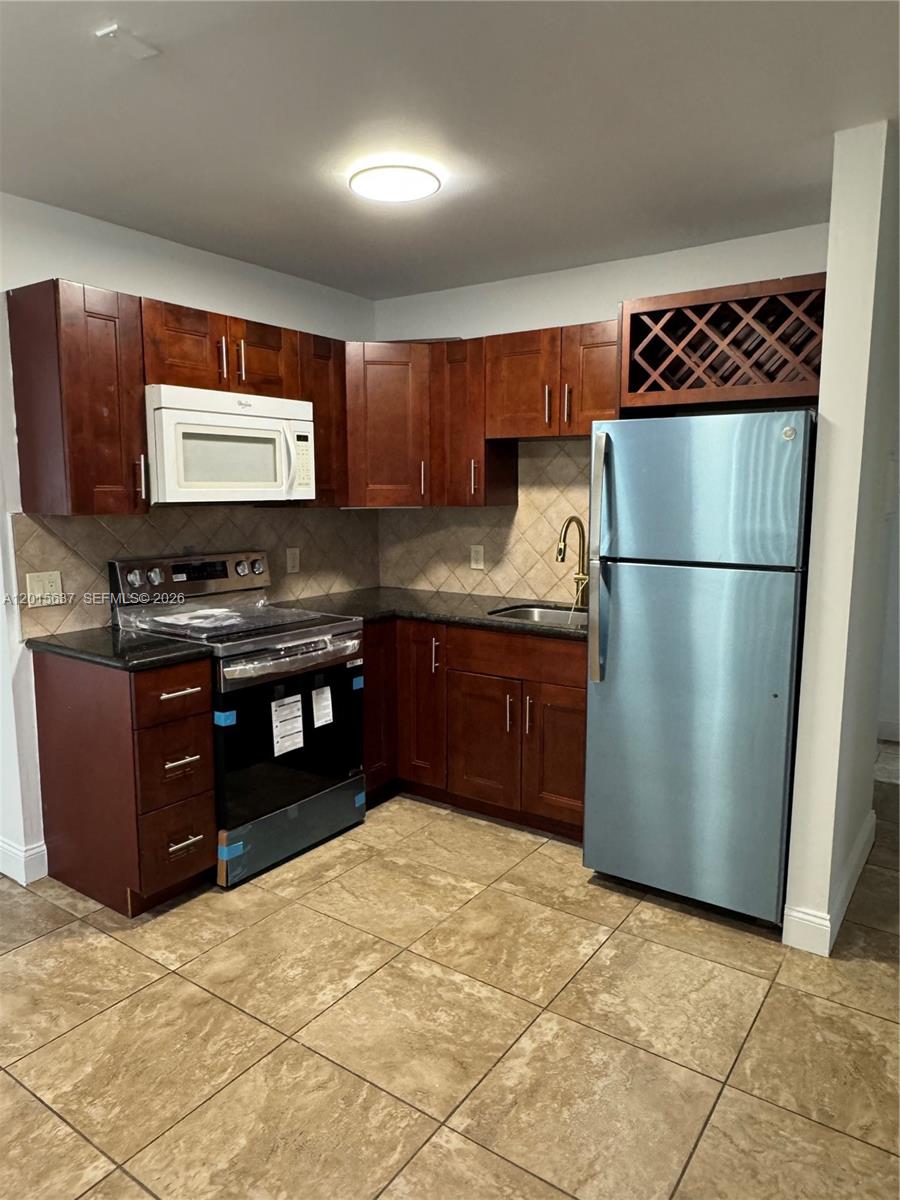 OPA LOCKA PL NO 3 - Residential