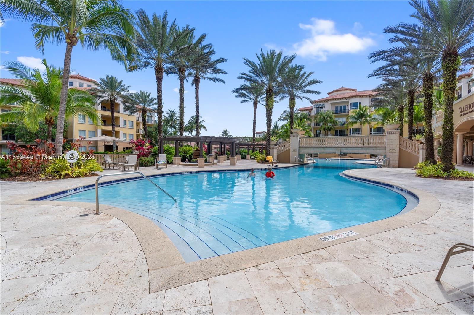 WESTON COMMONS - Residential