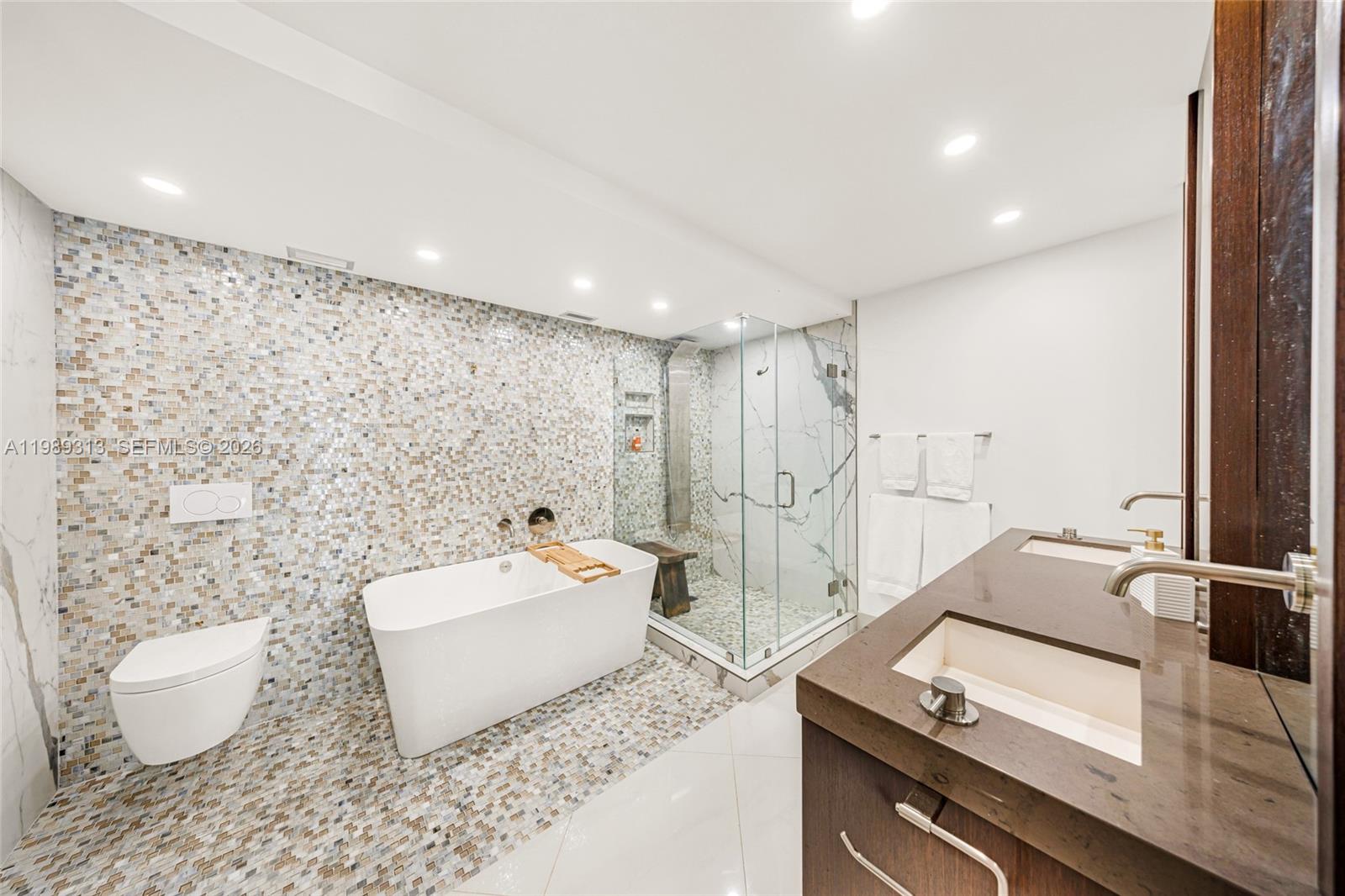 SAPPHIRE FORT LAUDERDALE - Residential