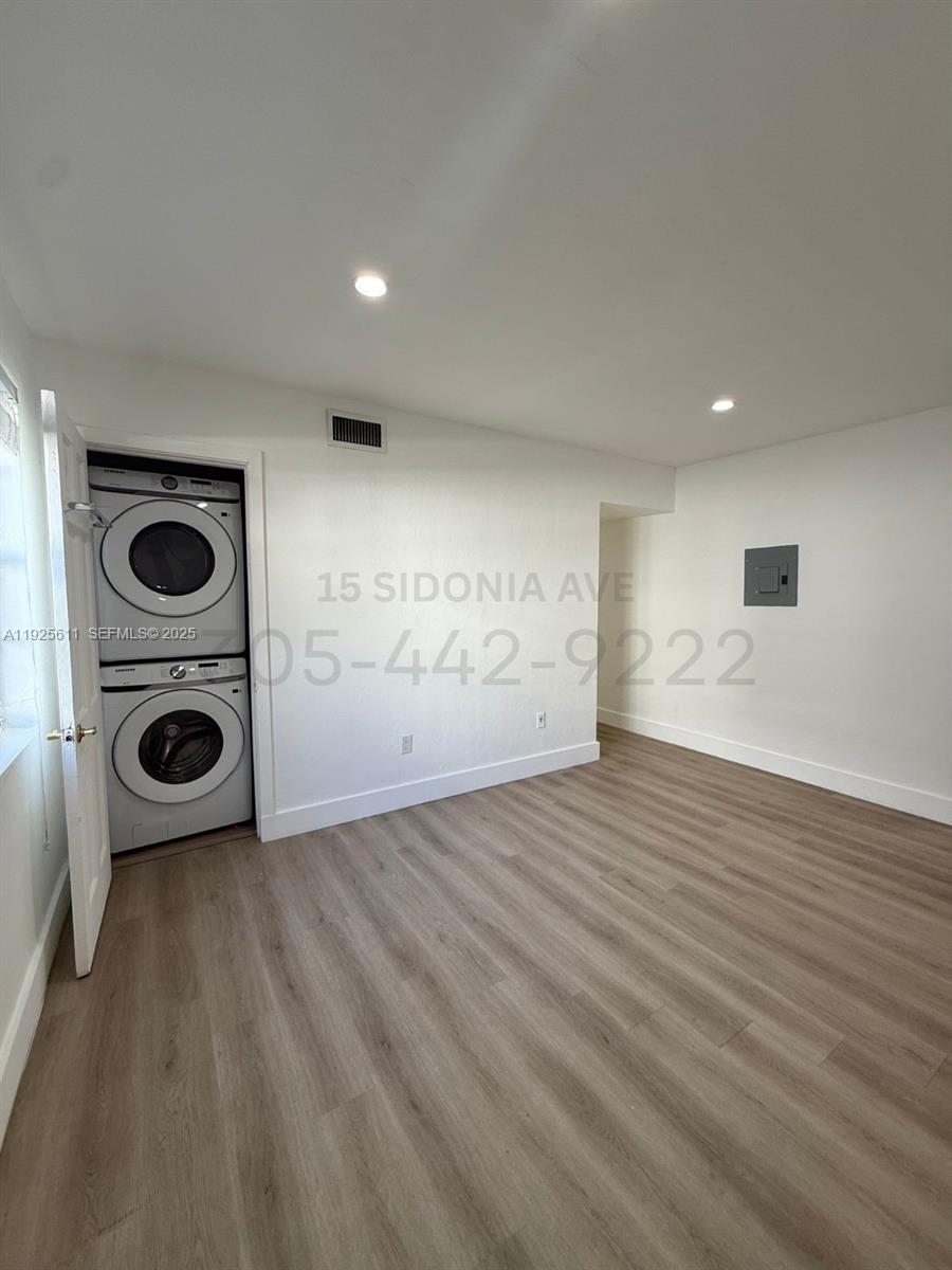 C GAB DOUGLAS SEC - Residential Lease