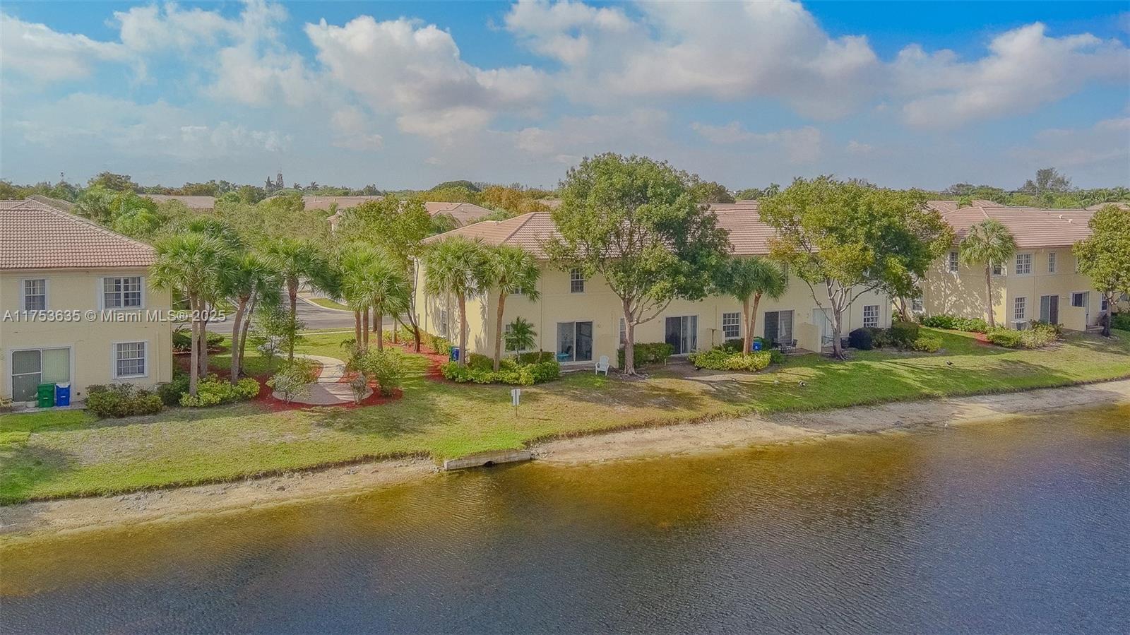 MURANO AT HAMPTON PK NO 4 - Residential