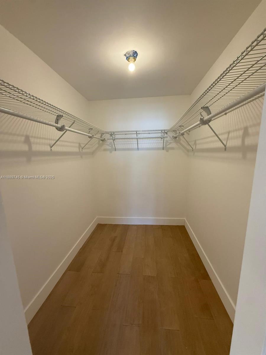 BAYSHORE PLACE CONDO - Residential Lease