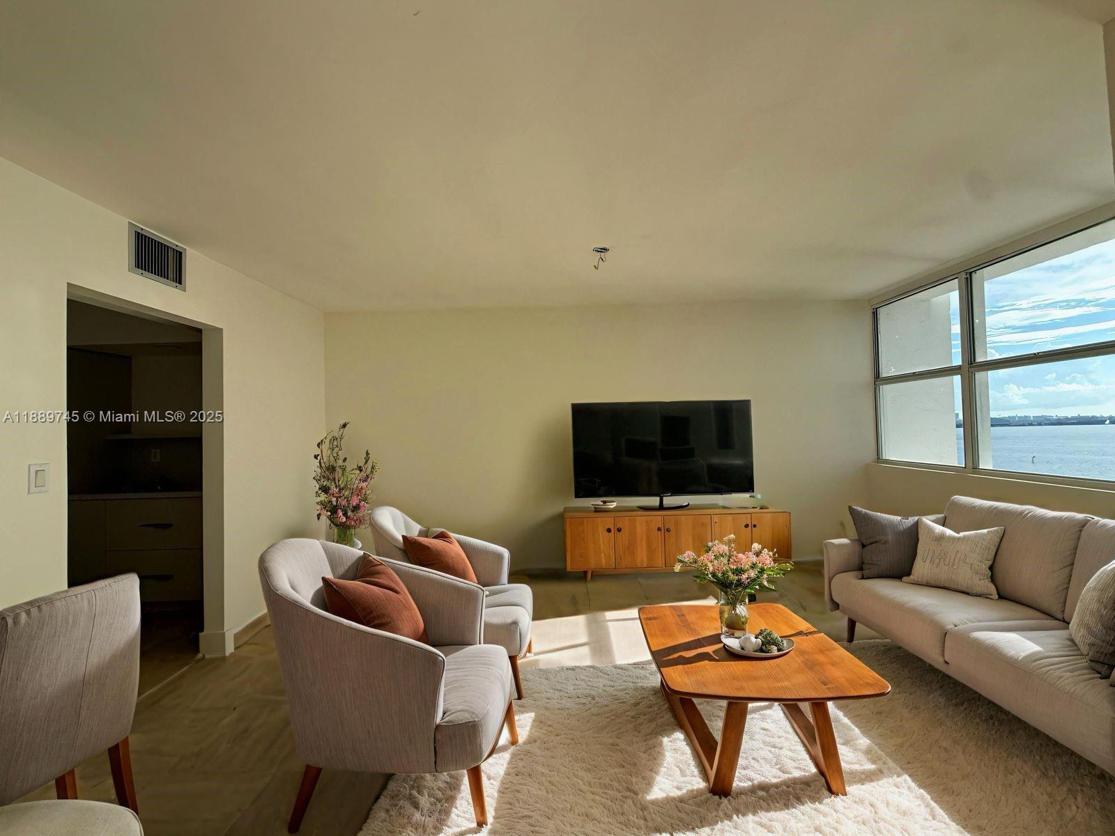 BAYSHORE PLACE CONDO - Residential Lease