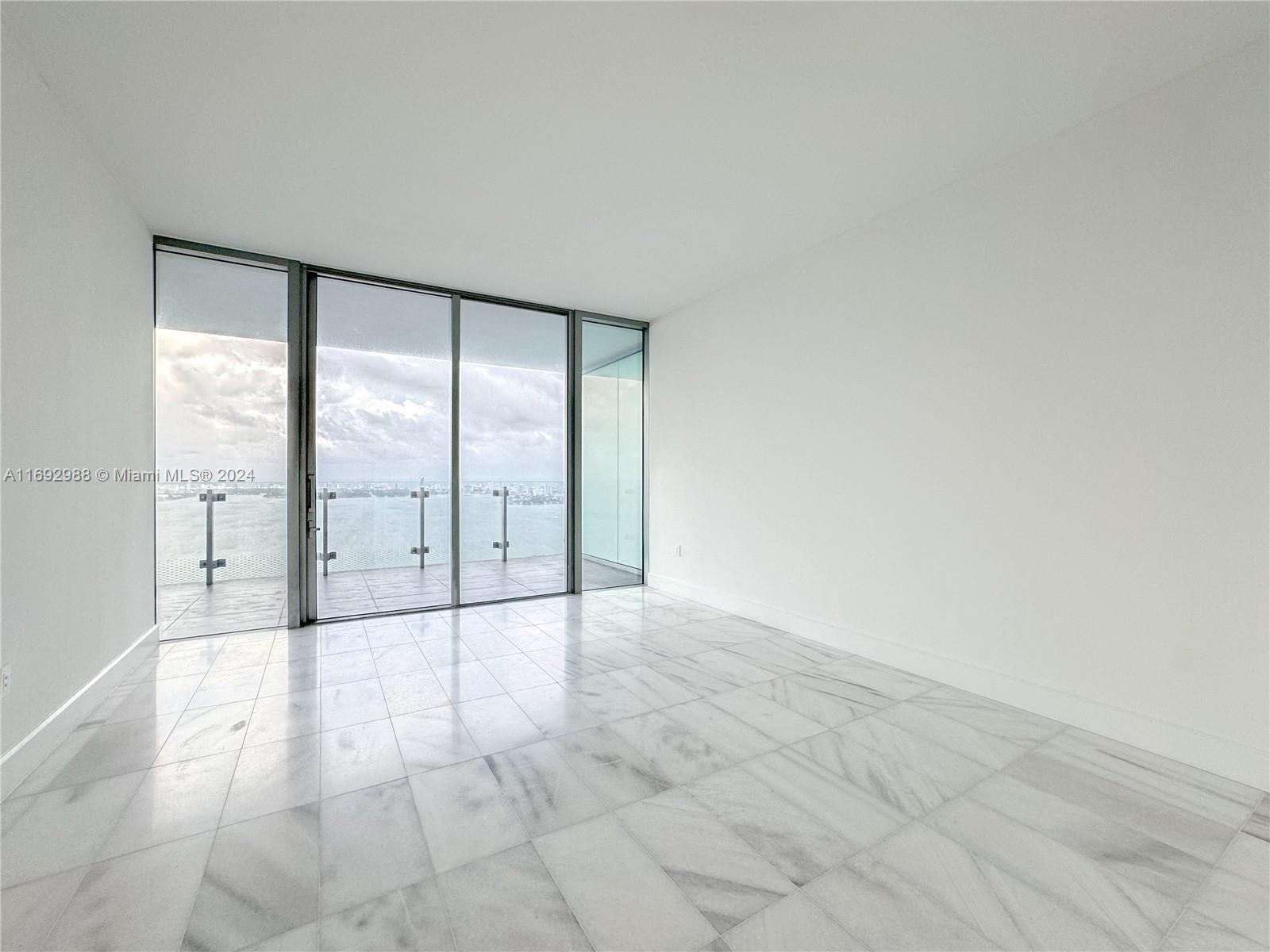 ESCOTTONIA PARK - Residential