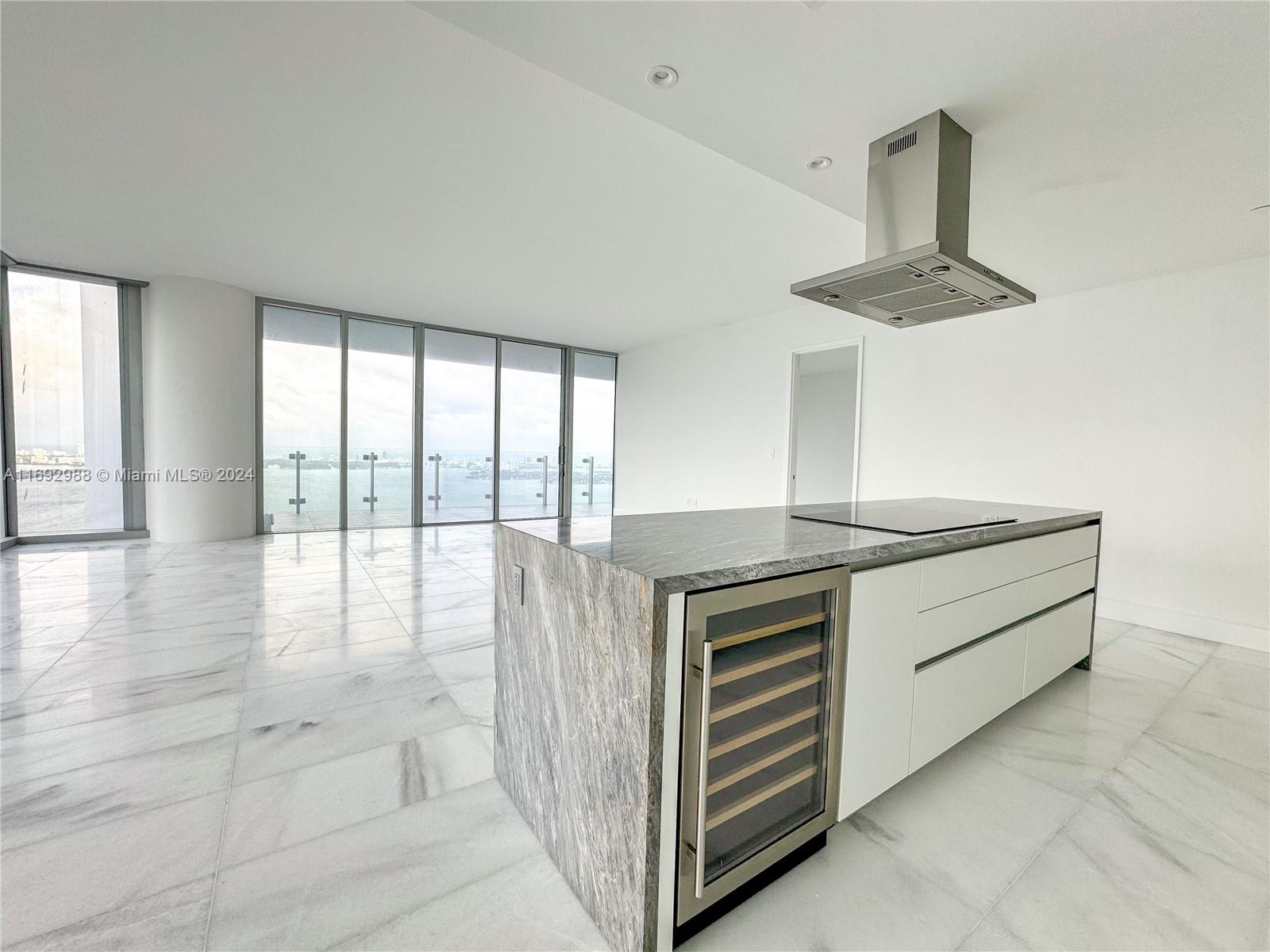 ESCOTTONIA PARK - Residential