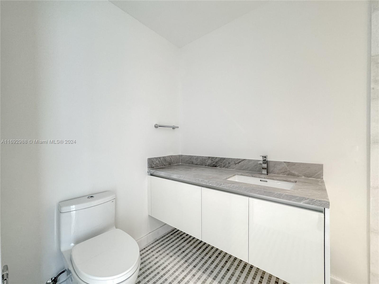 ESCOTTONIA PARK - Residential