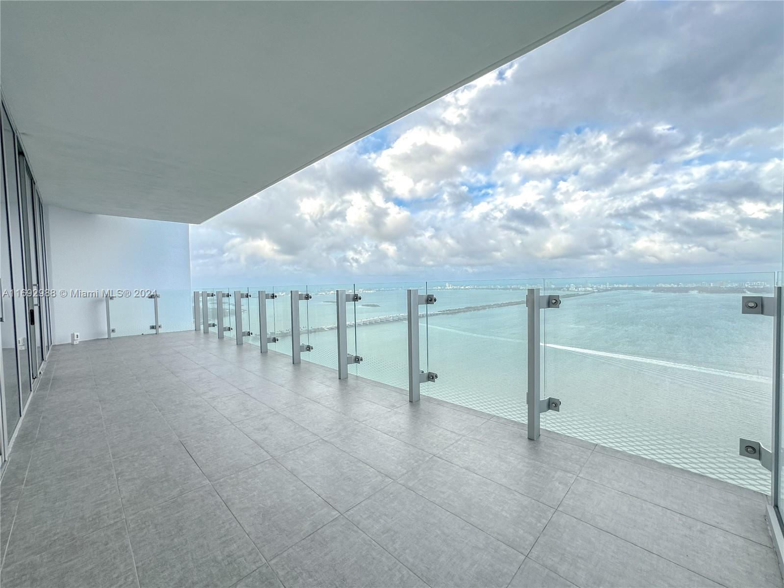 ESCOTTONIA PARK - Residential
