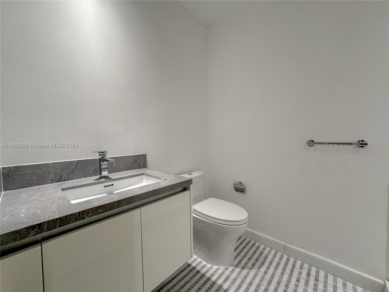 ESCOTTONIA PARK - Residential