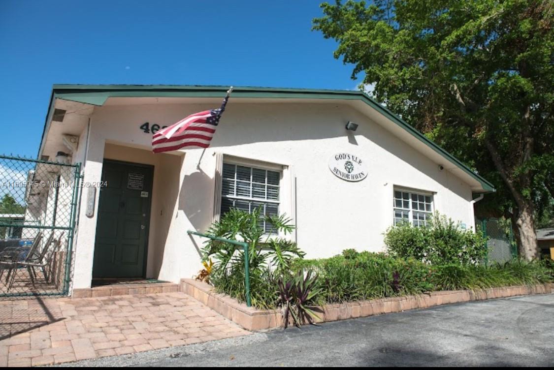 Acquisition Opportunity: Premier 20-bed Assisted Living Facility in Davie, Florida We are excited to present a acquisition opportunity for investors interested in the healthcare and senior living industry. This premier assisted living facility, located in the heart of Davie, Florida, offers a turnkey solution for those seeking to expand their portfolio in a rapidly growing market. The facility is fully licensed and complies with all state and federal regulations, ensuring that the acquisition process is seamless and hassle-free. Great for Mental Health expansion.