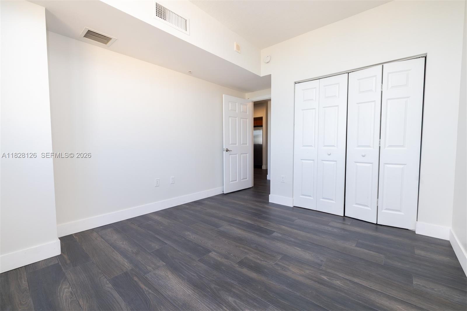 PUERTA DE PALMAS CONDO - Residential