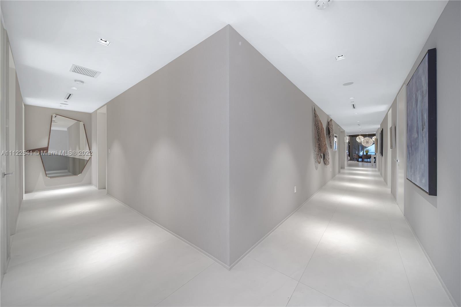 ONE THOUSAND MUSEUM CONDO - Residential