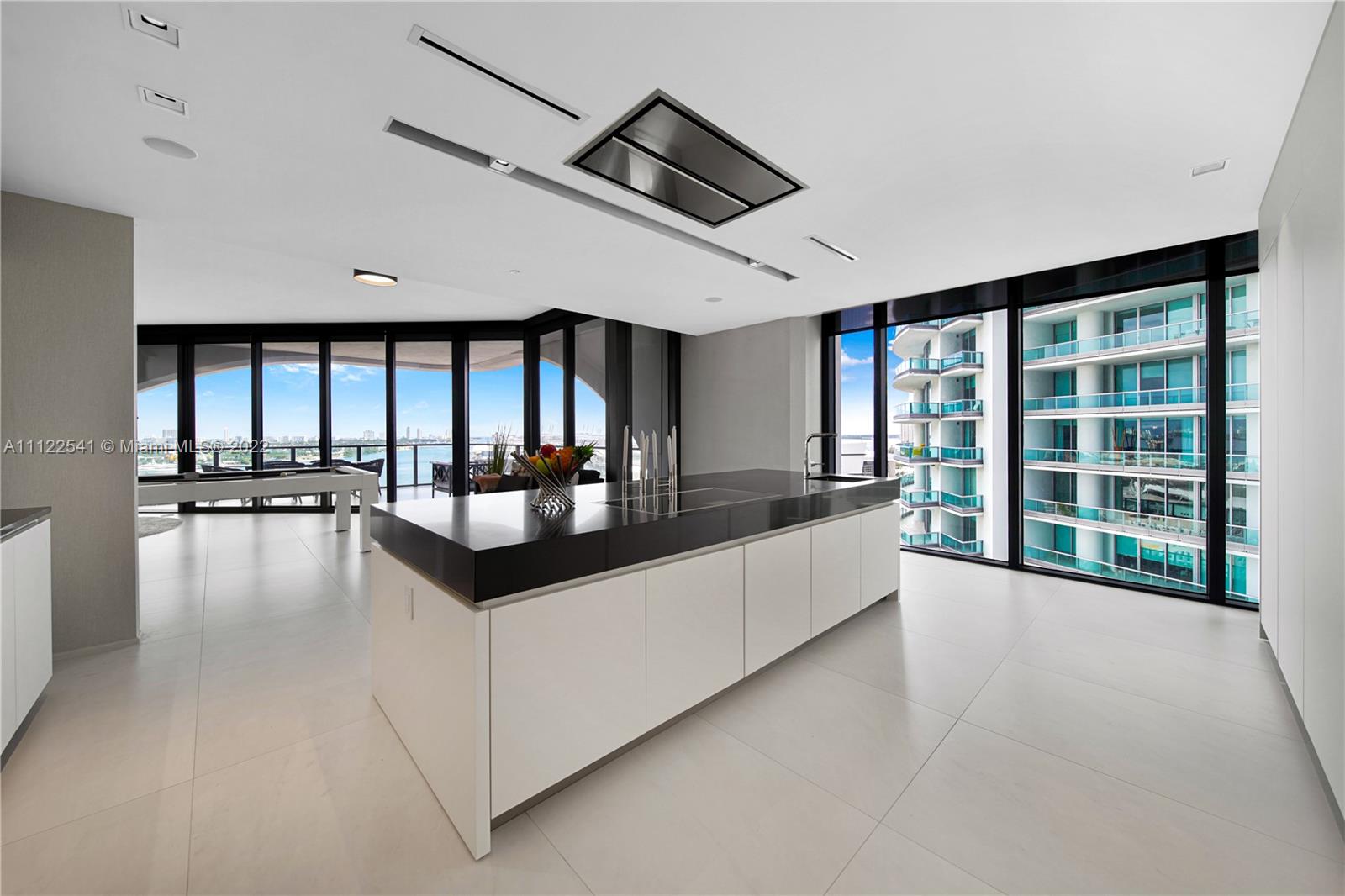 ONE THOUSAND MUSEUM CONDO - Residential