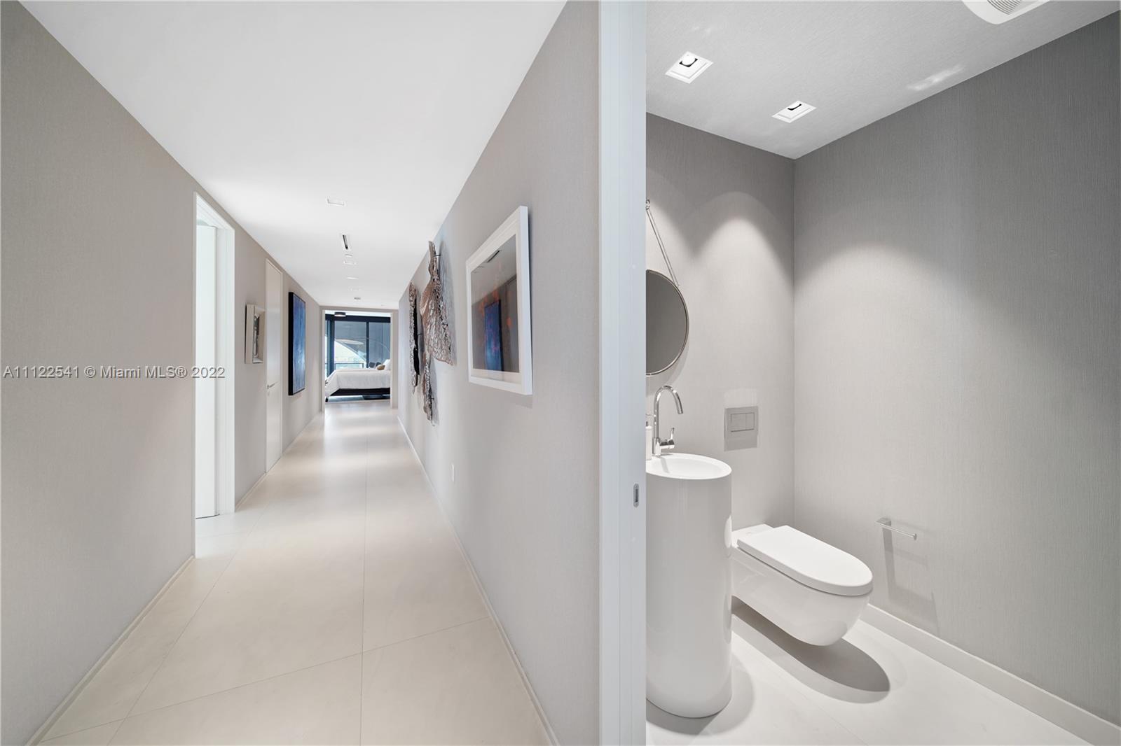 ONE THOUSAND MUSEUM CONDO - Residential