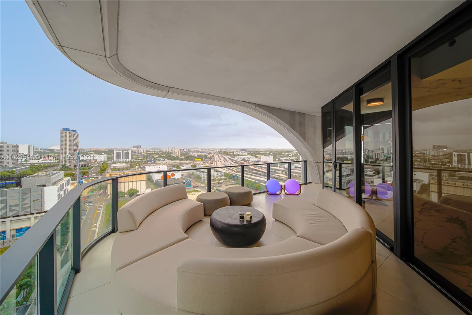 ONE THOUSAND MUSEUM CONDO - Residential