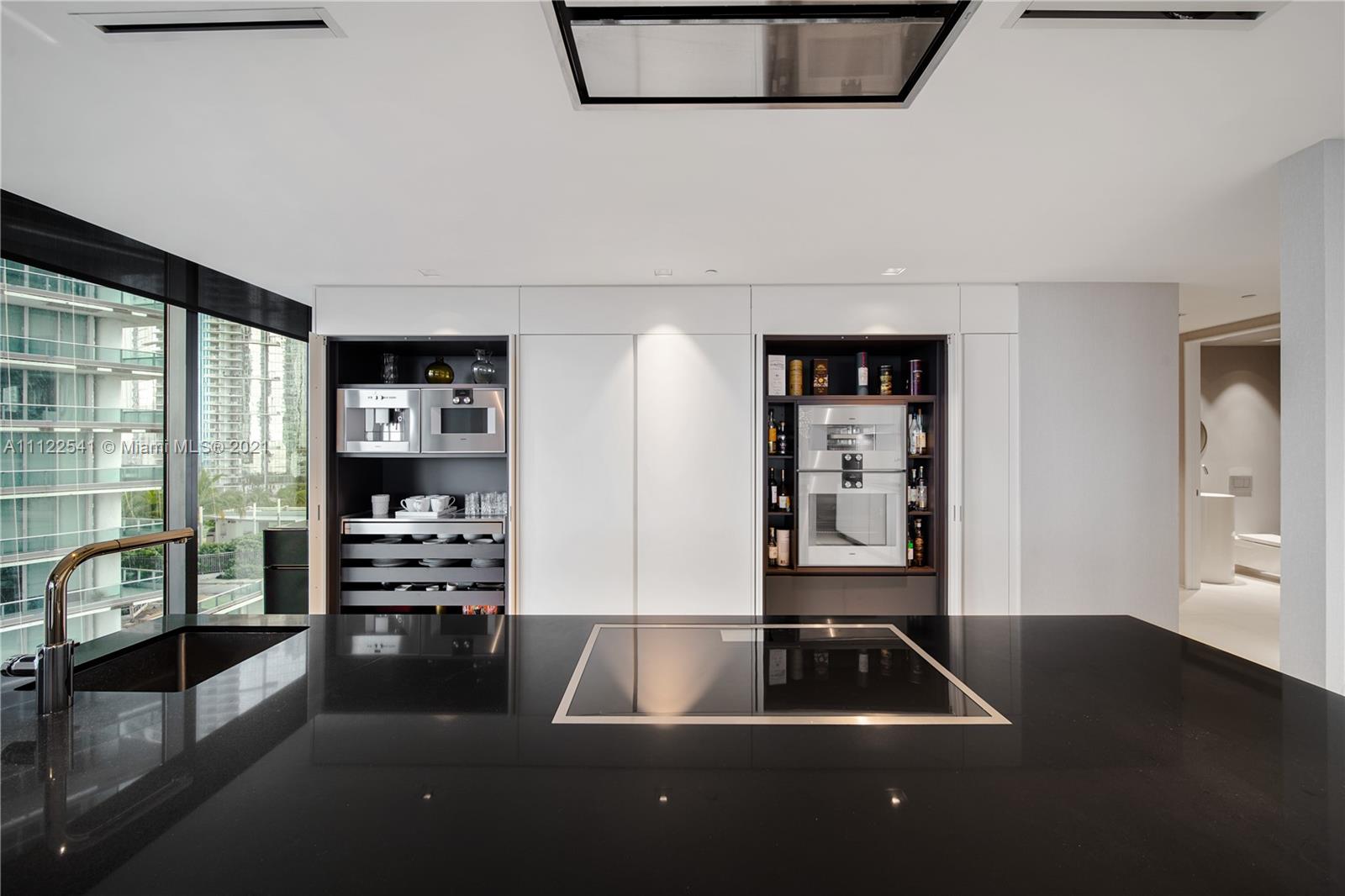 ONE THOUSAND MUSEUM CONDO - Residential