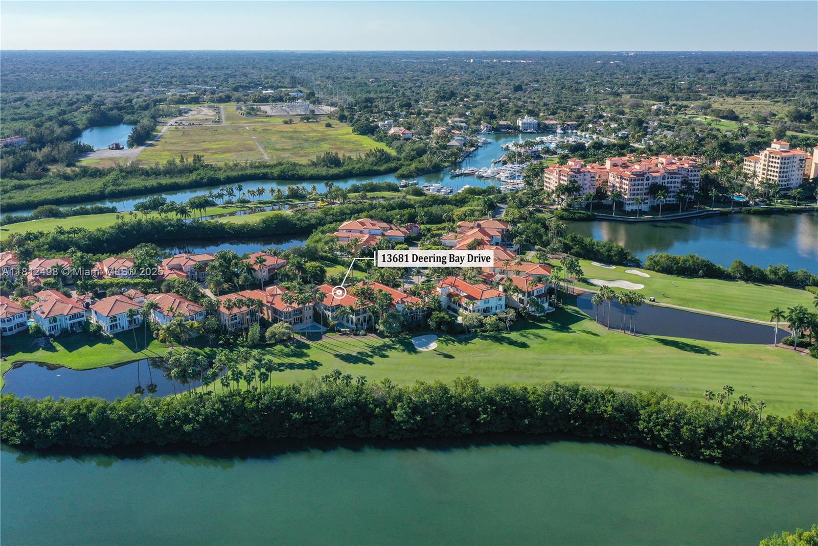 DEERING BAY ESTATES - Residential