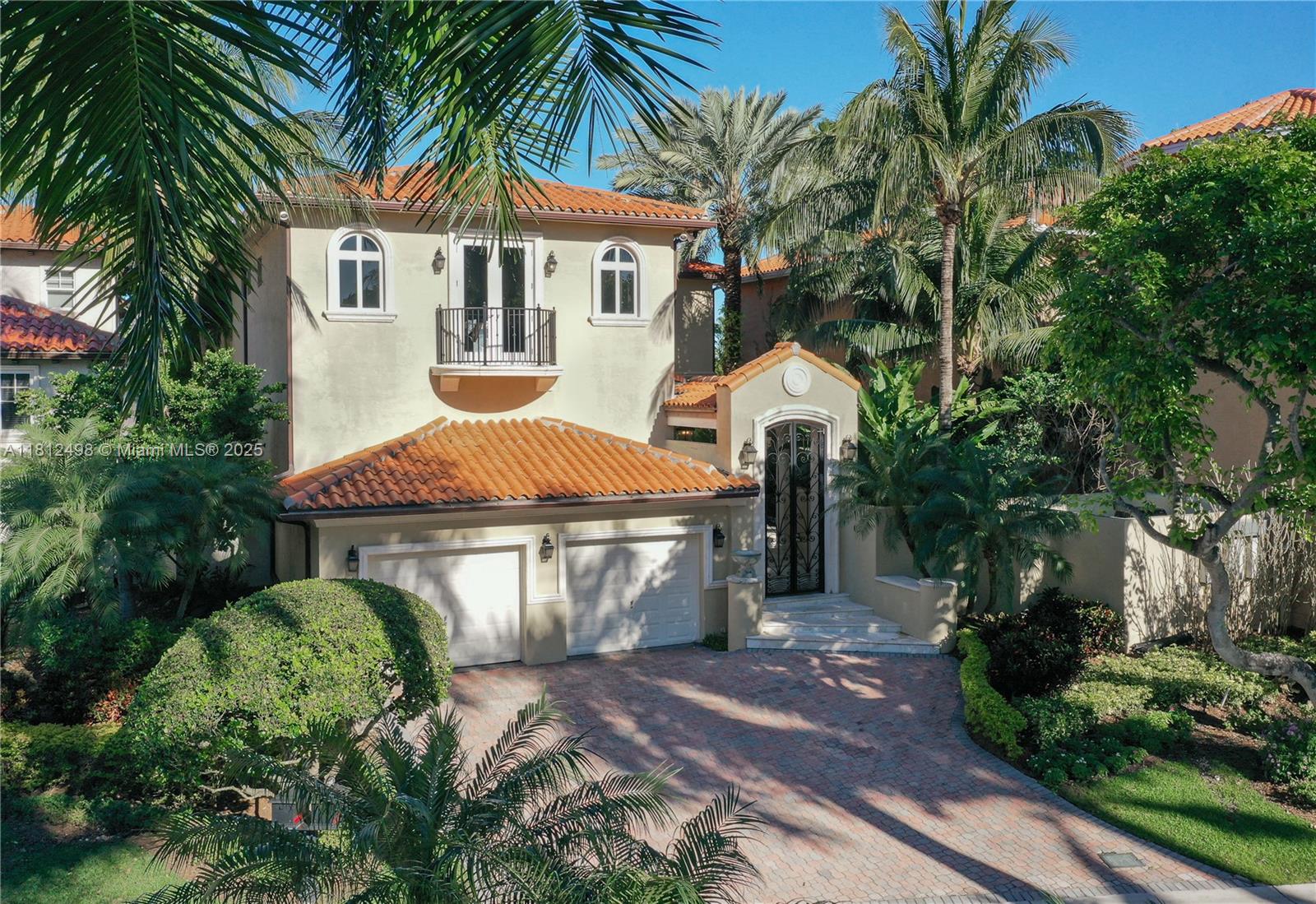13681 Deering Bay Dr, Coral Gables, Broward County, Florida - 5 Bedrooms  
6 Bathrooms - 