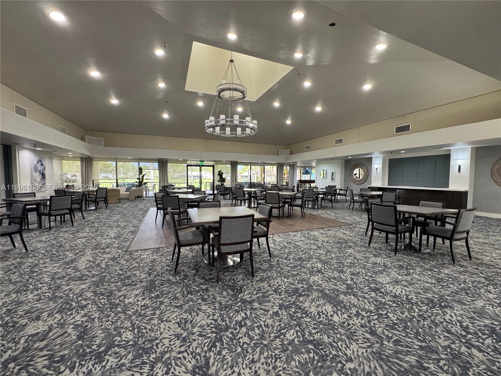 VILLAS OF BOCA DELRAY COND - Residential