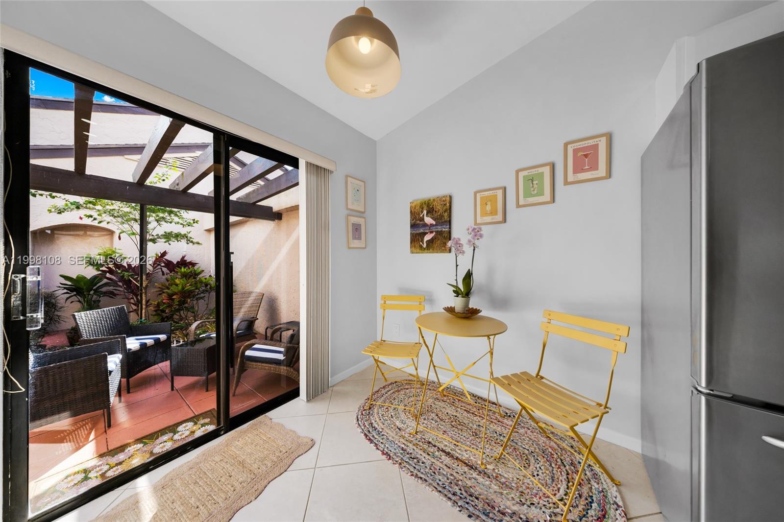 VILLAS OF BOCA DELRAY COND - Residential