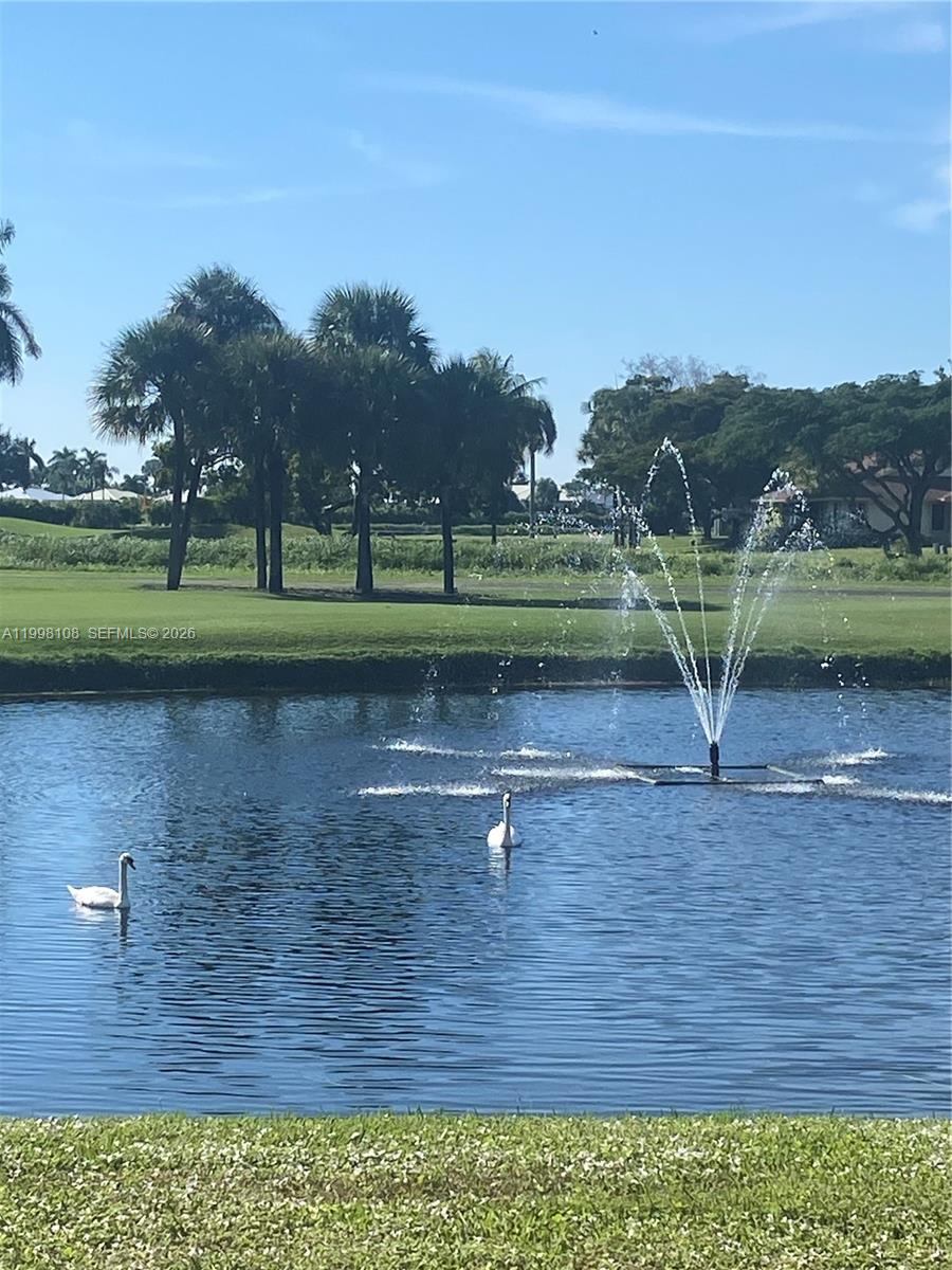 VILLAS OF BOCA DELRAY COND - Residential