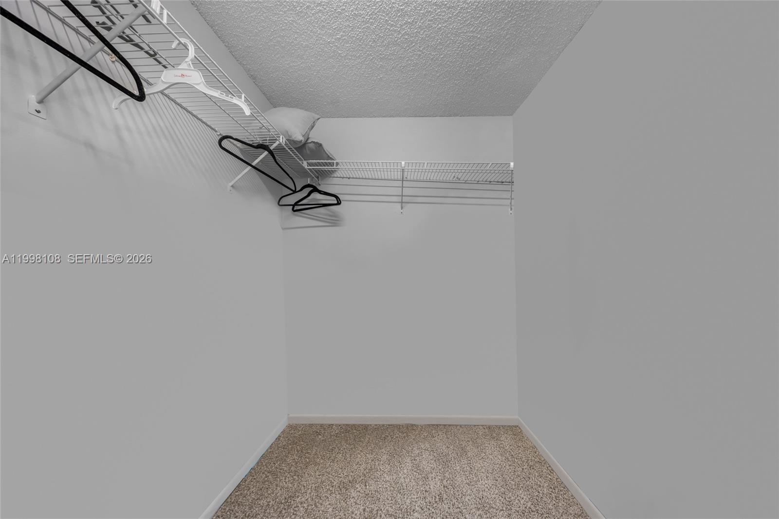 VILLAS OF BOCA DELRAY COND - Residential