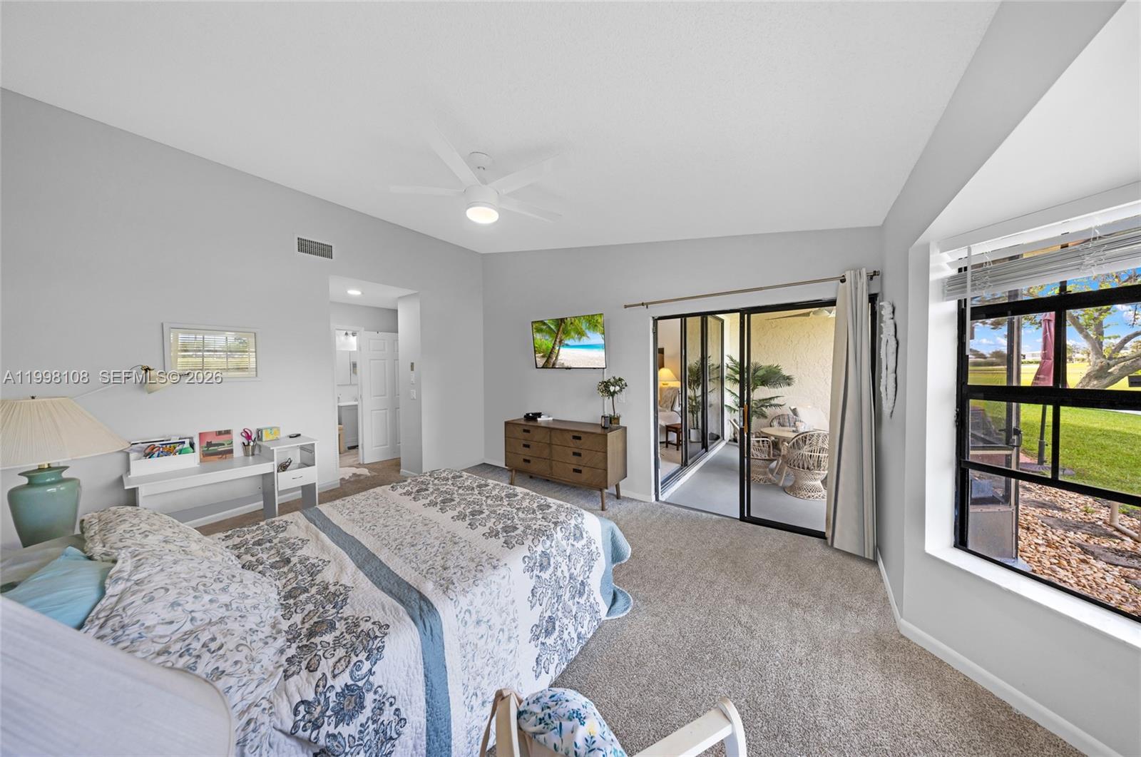 VILLAS OF BOCA DELRAY COND - Residential