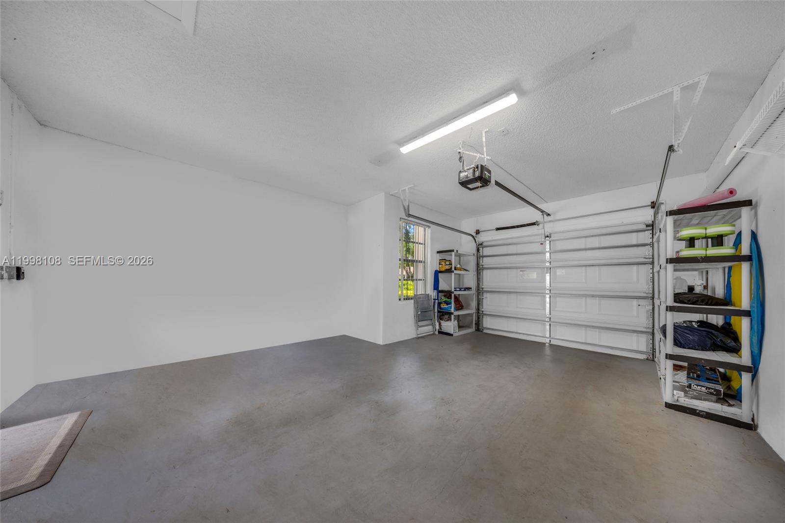 VILLAS OF BOCA DELRAY COND - Residential