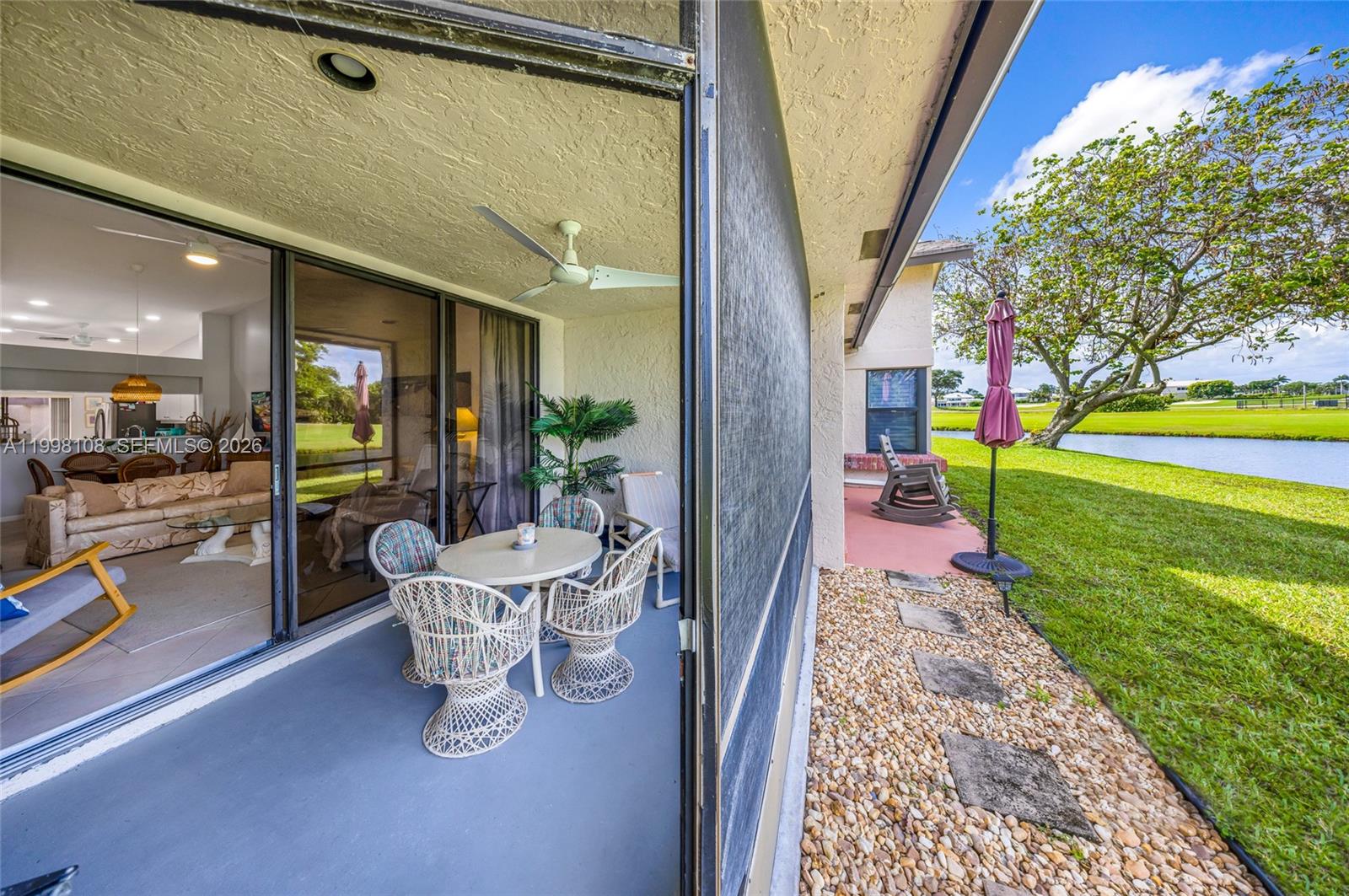 VILLAS OF BOCA DELRAY COND - Residential