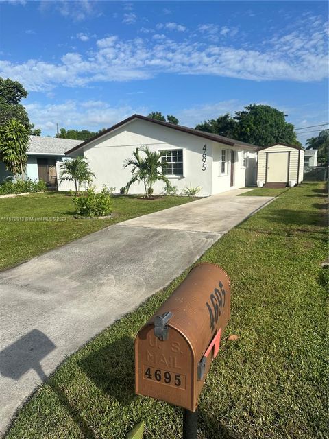 A home in Lake Worth