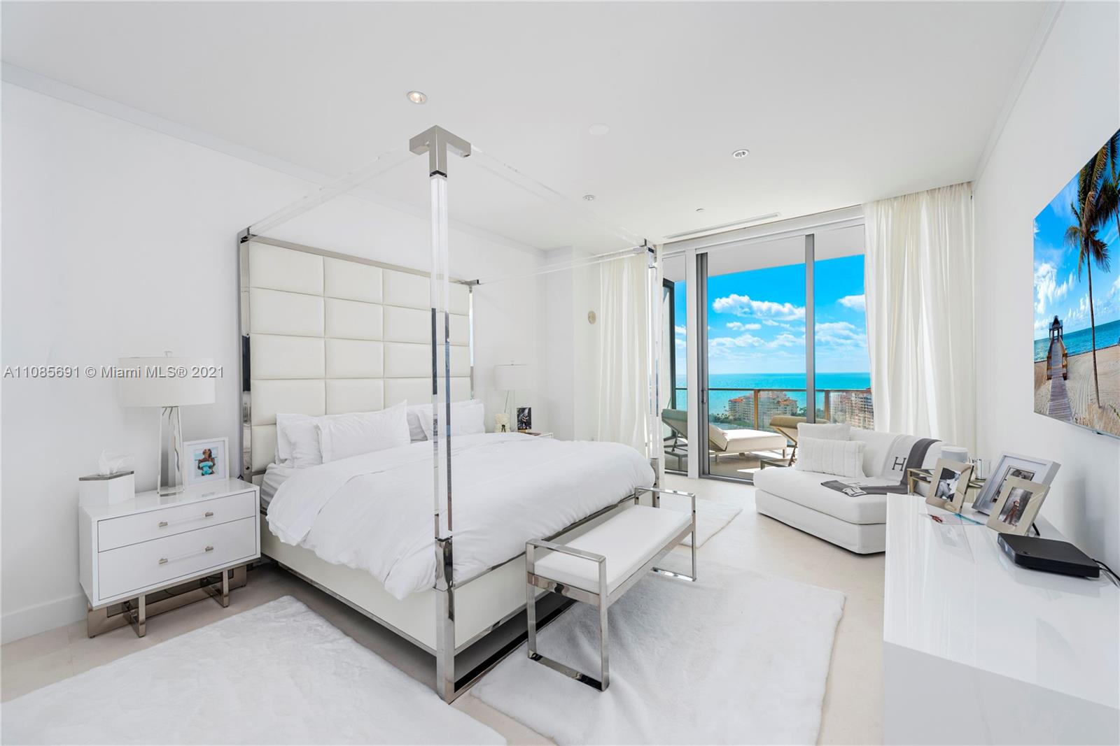 APOGEE CONDO - Residential