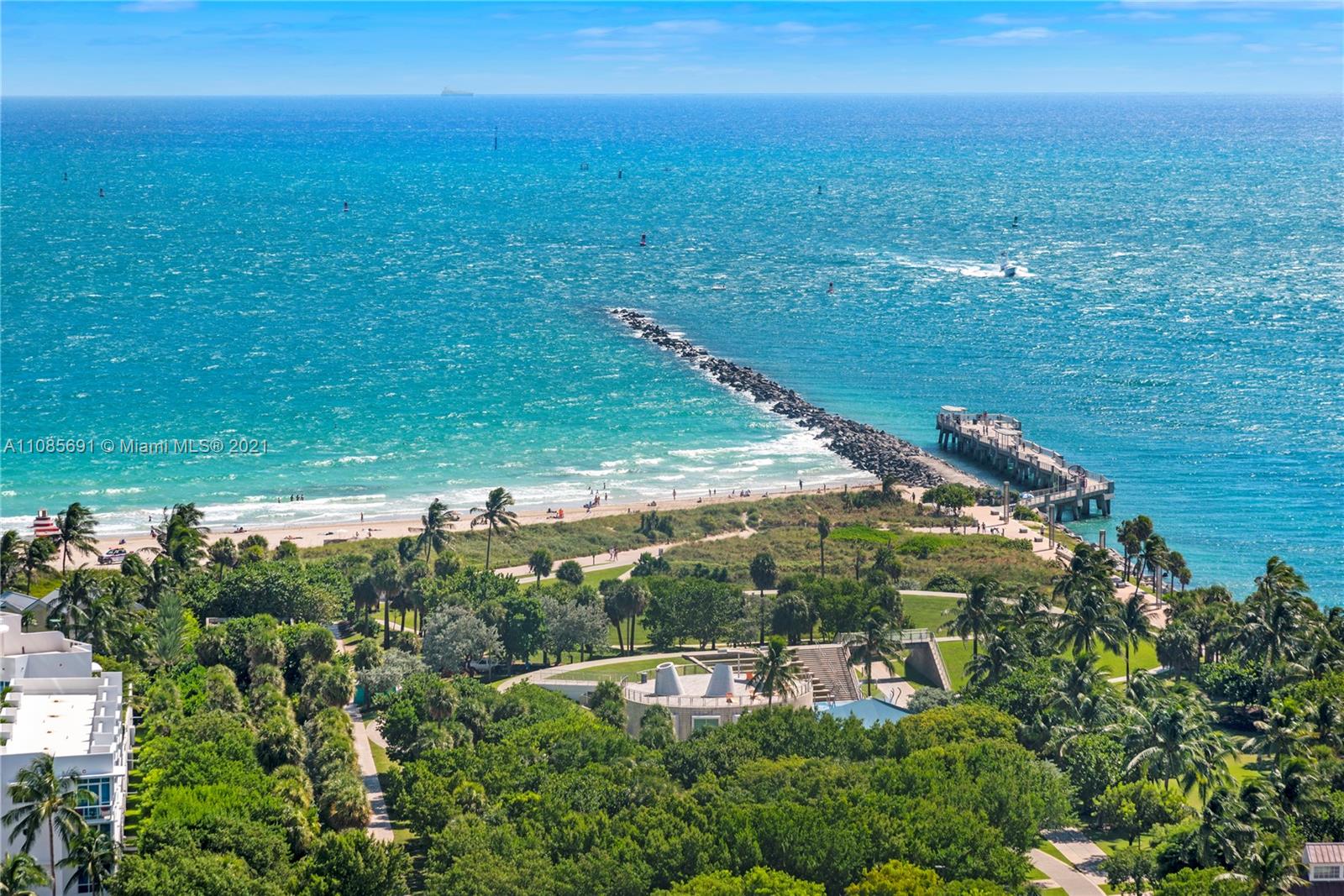 APOGEE CONDO - Residential