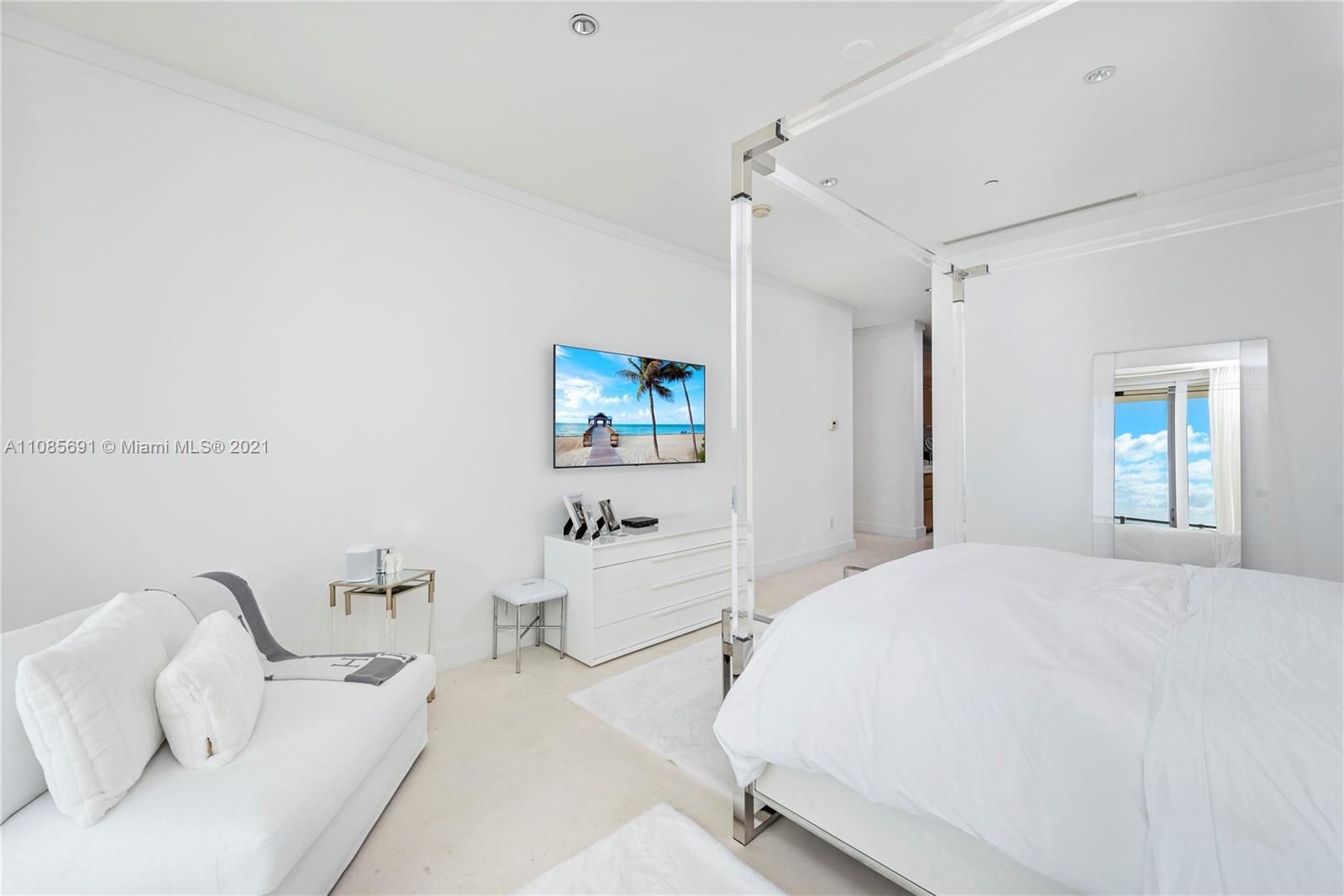 APOGEE CONDO - Residential