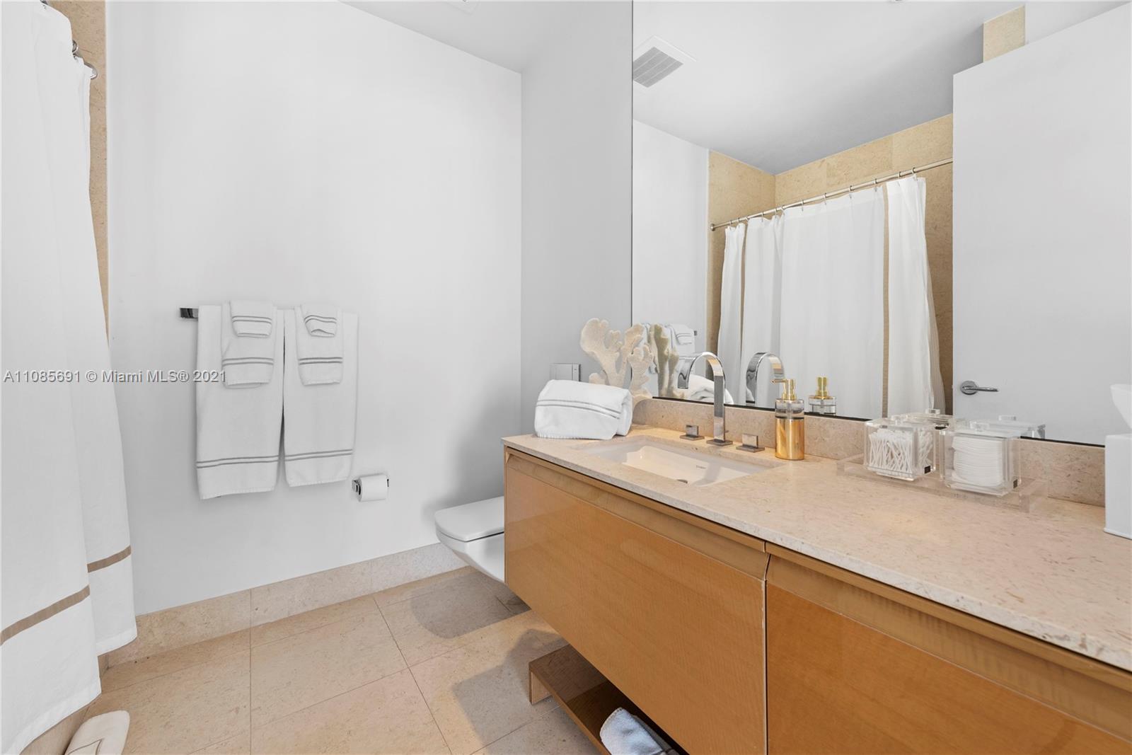 APOGEE CONDO - Residential