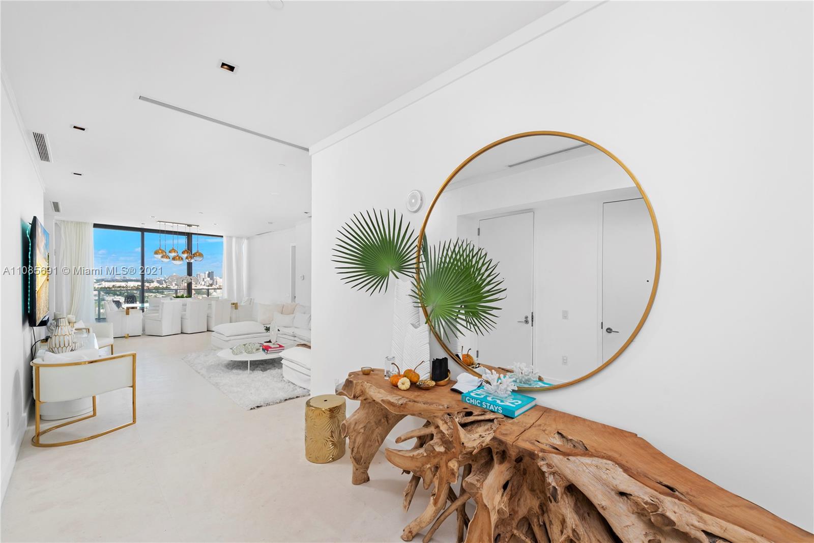 APOGEE CONDO - Residential