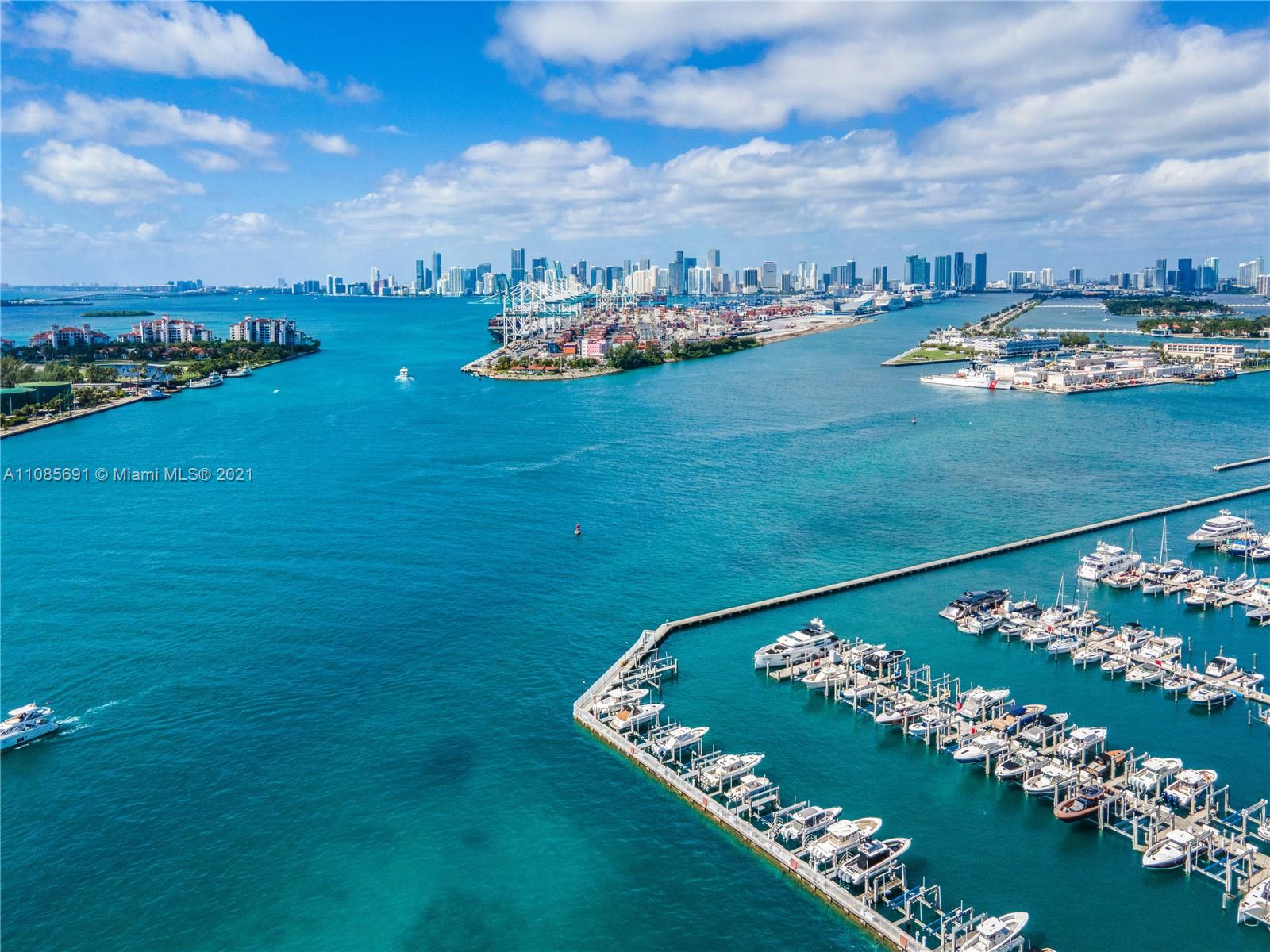 APOGEE CONDO - Residential